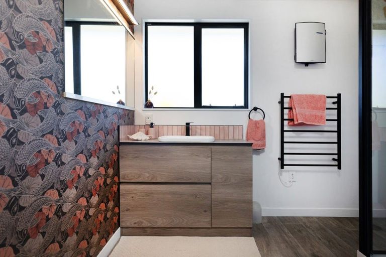 Photo of property in 105a Maxwell Road, Blenheim, 7201