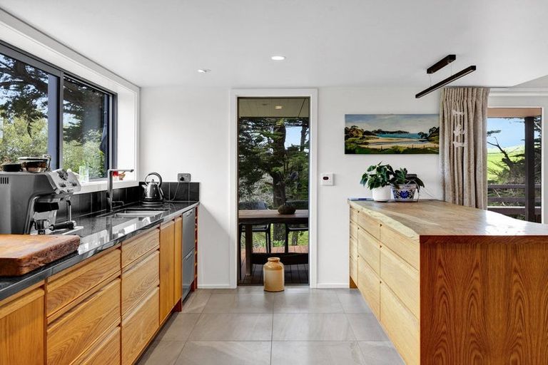 Photo of property in 215 Cowling Road, Hurdon, New Plymouth, 4371