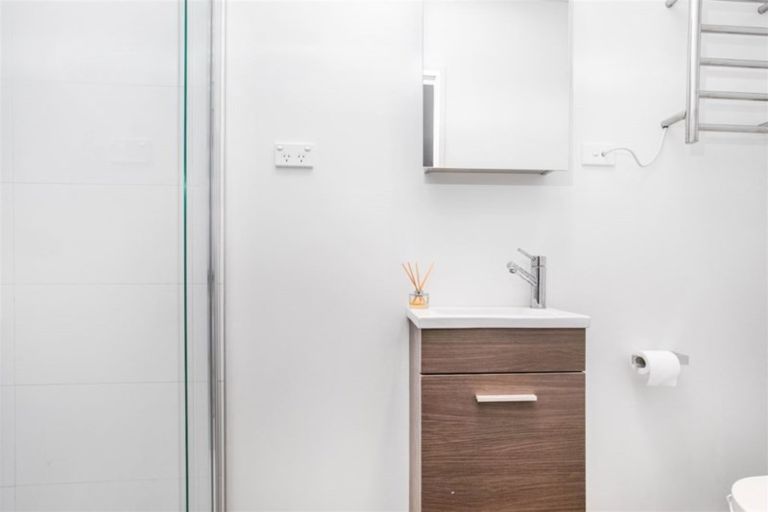 Photo of property in 32/11 Ray Small Drive, Papakura, 2110