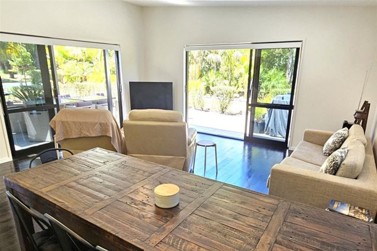 Photo of property in 807 Matarangi Drive, Matarangi, Whitianga, 3592