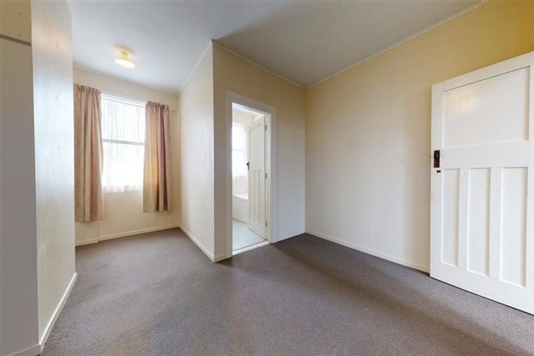 Photo of property in 2/259-263 Jackson Street, Petone, Lower Hutt, 5012
