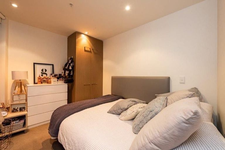 Photo of property in Forte Apartments, 44/13 College Street, Te Aro, Wellington, 6011