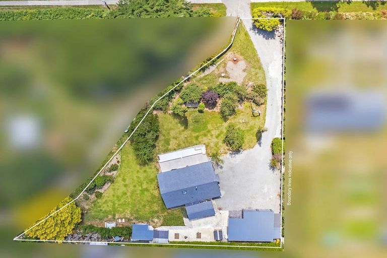 Photo of property in 1735 Hoskyns Road, Kirwee, Darfield, 7571