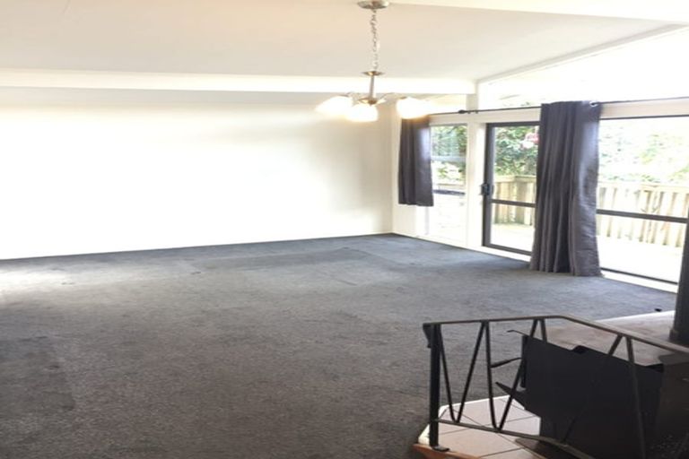 Photo of property in 351 Main Road, Huapai, Kumeu, 0810