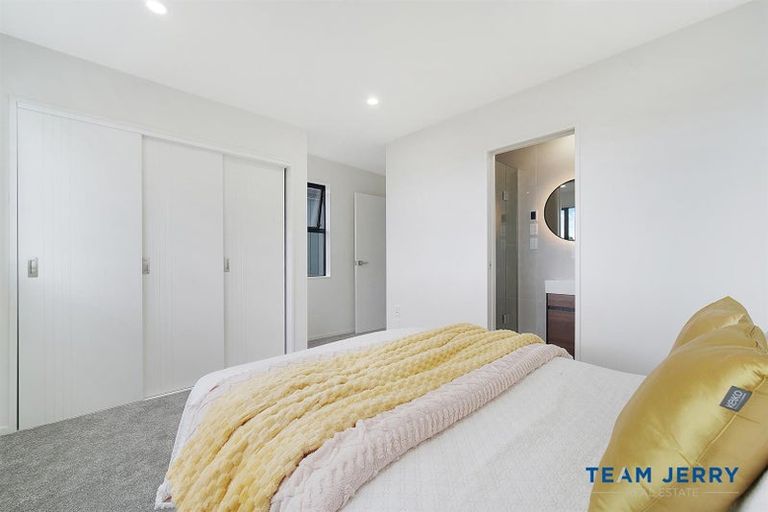 Photo of property in 27 John Gray Street, Papakura, 2110