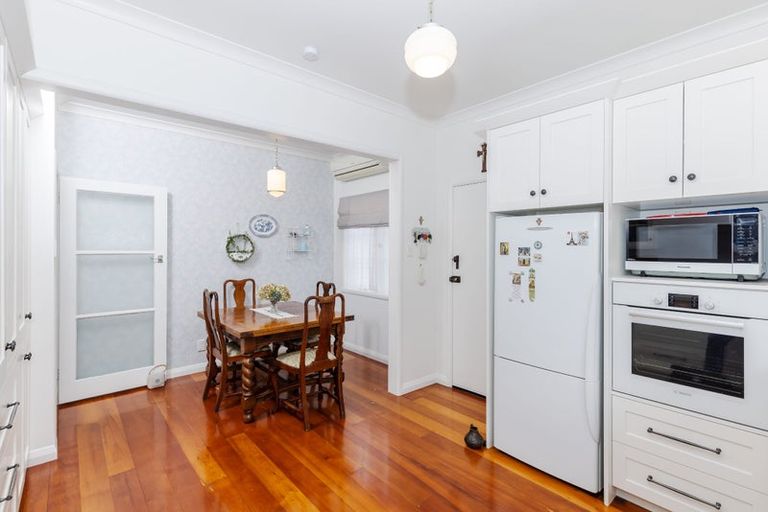 Photo of property in 17 Windsor Road, Maeroa, Hamilton, 3200