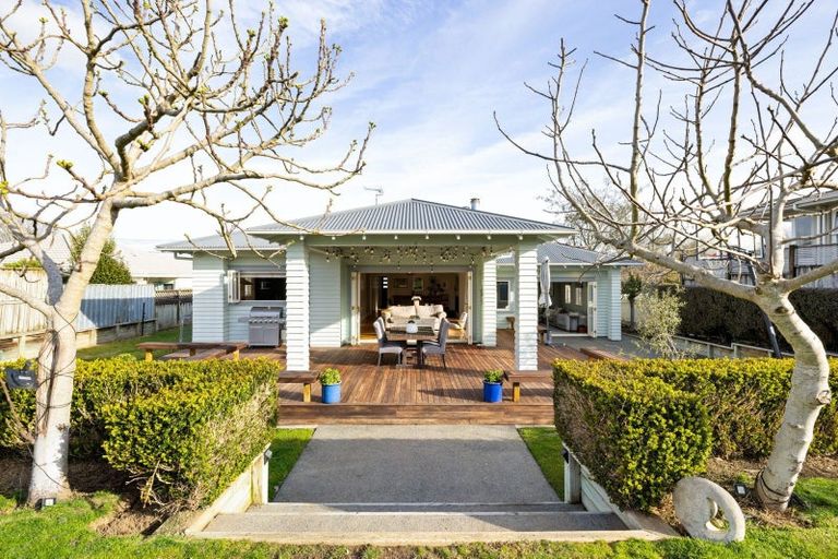 Photo of property in 30 Williams Street, Cambridge, 3434