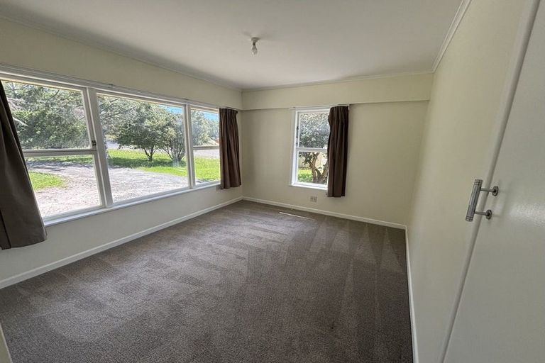 Photo of property in 263 Riverhead Road, Riverhead, Kumeu, 0892