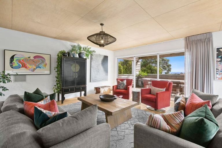 Photo of property in 91 Paynters Avenue, Strandon, New Plymouth, 4312