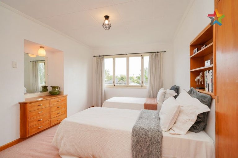 Photo of property in 39 Eglinton Street, Winton, 9720