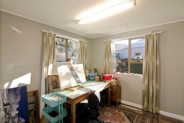 Photo of property in 85 Cheviot Street, Roxburgh, 9500