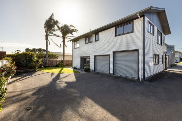 Photo of property in 44b Oceanbeach Road, Mount Maunganui, 3116