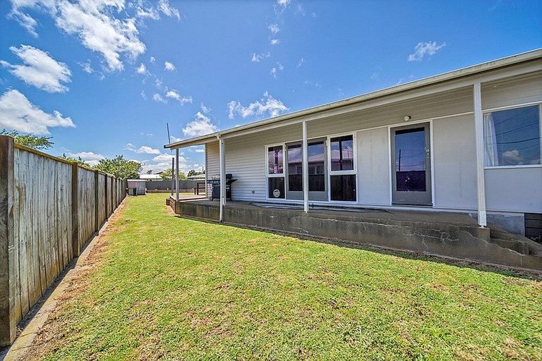 Photo of property in 6 Pacey Avenue, Hawera, 4610