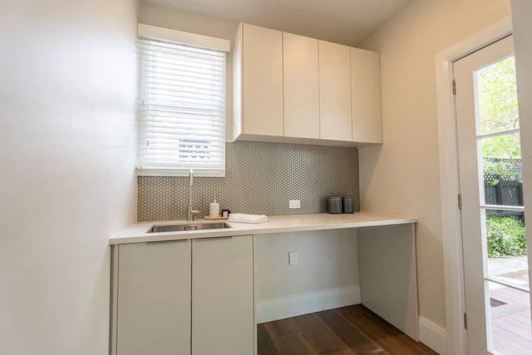 Photo of property in 5 Roosevelt Avenue, St Albans, Christchurch, 8014