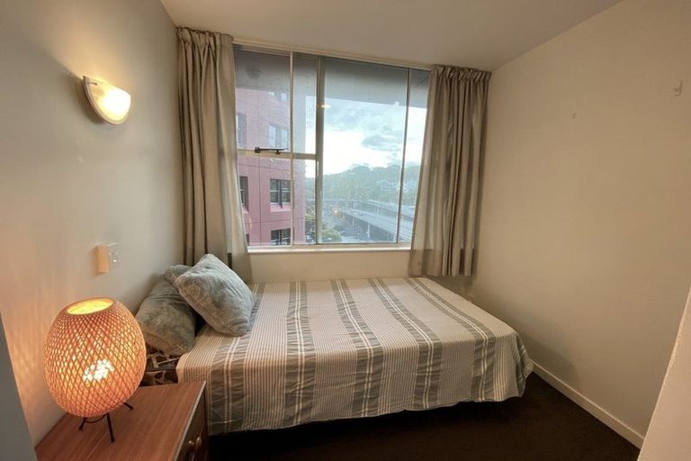 Photo of property in Terrace Tower Apartments, 7e/126 The Terrace, Wellington Central, Wellington, 6011