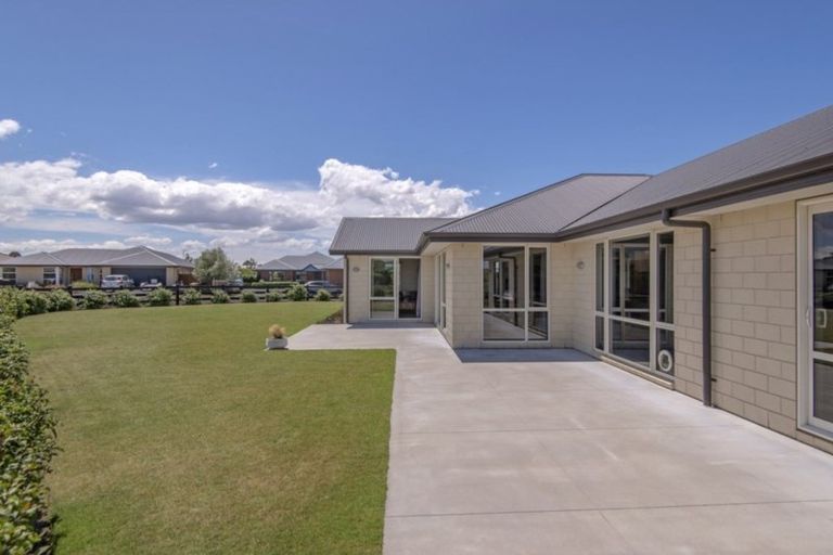 Photo of property in 2 Binyon Place, Rolleston, 7614