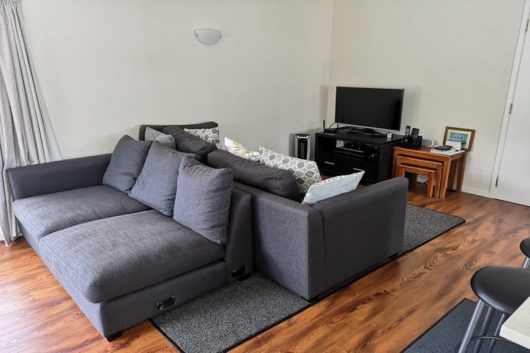 Photo of property in 1/9 Nile Road, Milford, Auckland, 0620