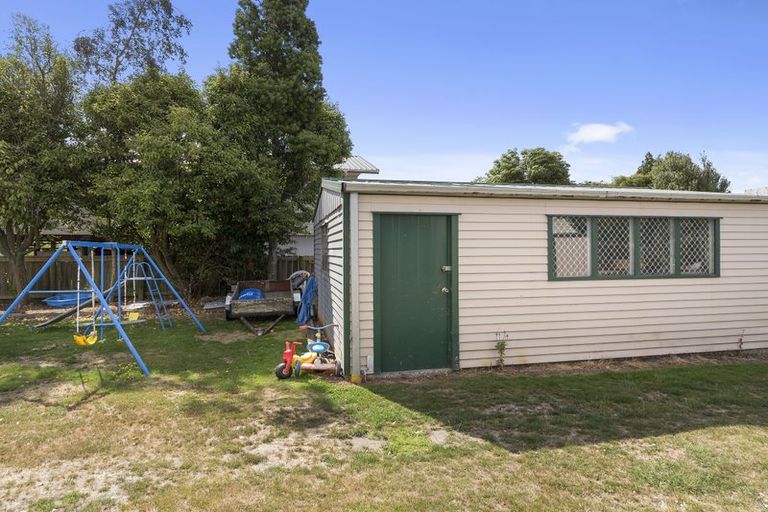 Photo of property in 14 Bronte Place, Owhata, Rotorua, 3010