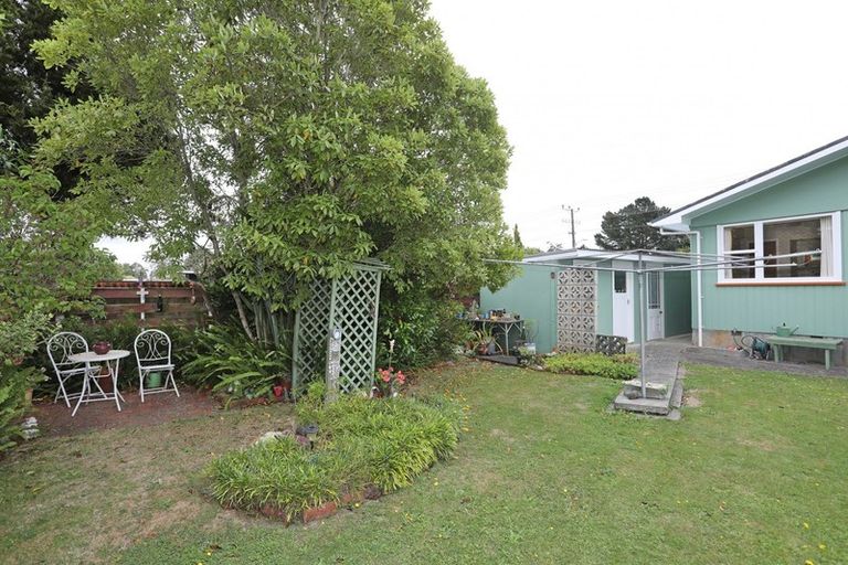 Photo of property in 103 Pukepapa Road, Marton, 4710
