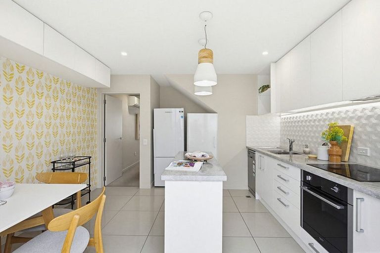 Photo of property in 3/31 Princess Terrace, Newtown, Wellington, 6021