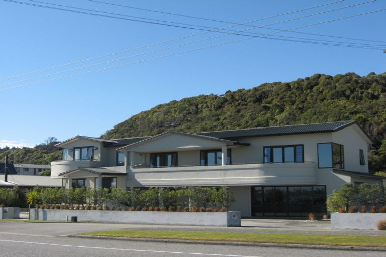 Photo of property in 141 Main South Road, Karoro, Greymouth, 7805