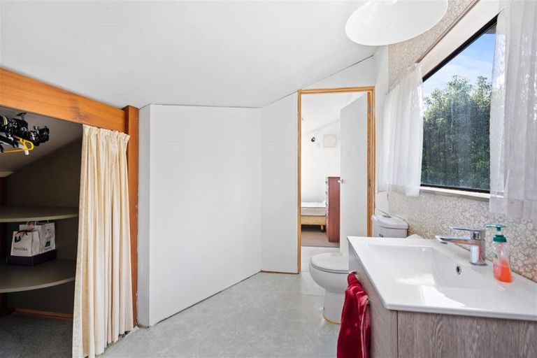 Photo of property in 2 Ngahere Drive, Horahora, Whangarei, 0110