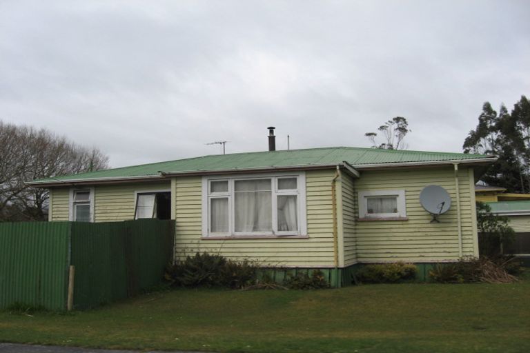 Photo of property in 5 Carroll Street, Runanga, 7803