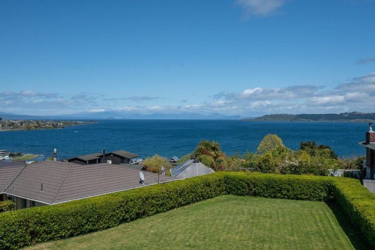 Photo of property in 27 Kurupae Road, Hilltop, Taupo, 3330