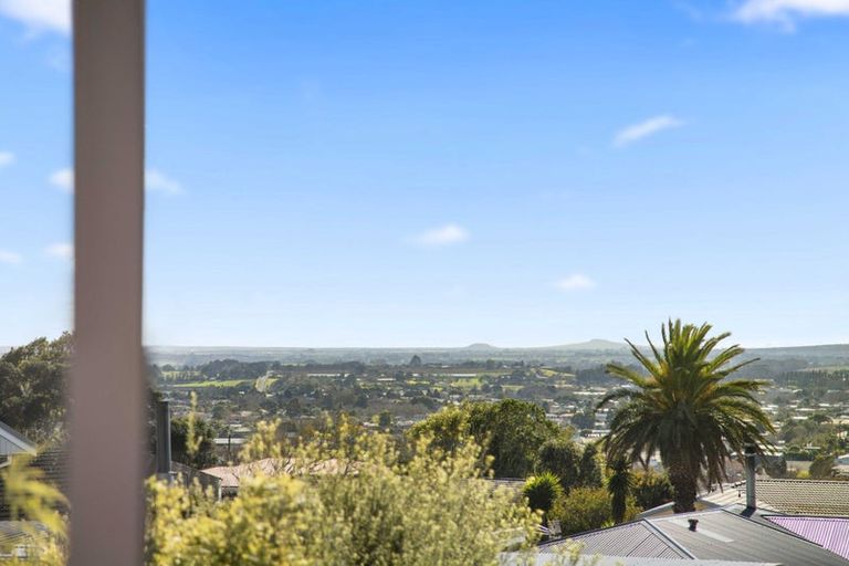 Photo of property in 11 Routly Avenue, Pukekohe, 2120