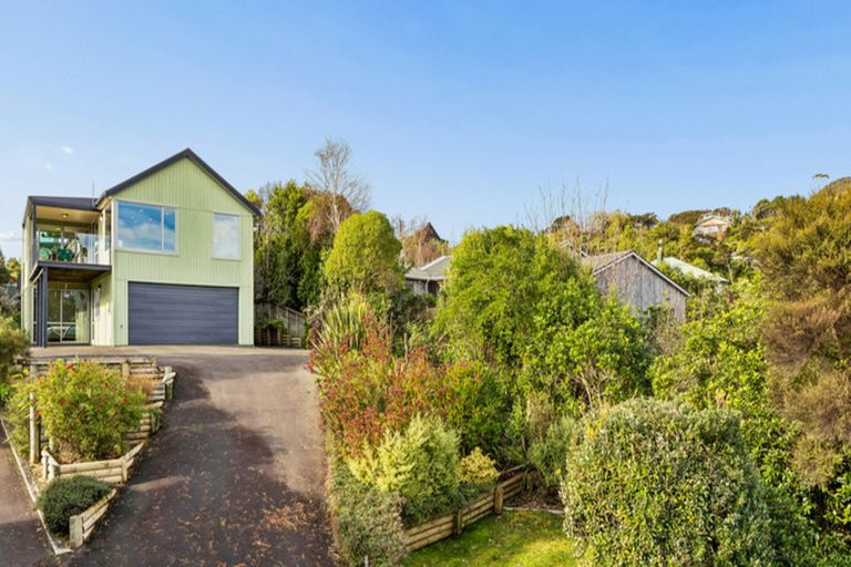 Photo of property in 30 Oxley Crescent, Broad Bay, Dunedin, 9014