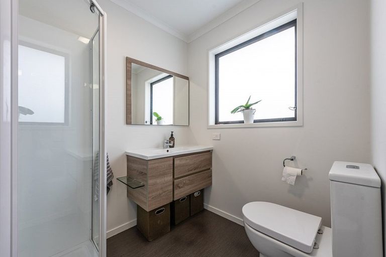 Photo of property in 15b Waiwhetu Road, Waiwhetu, Lower Hutt, 5010