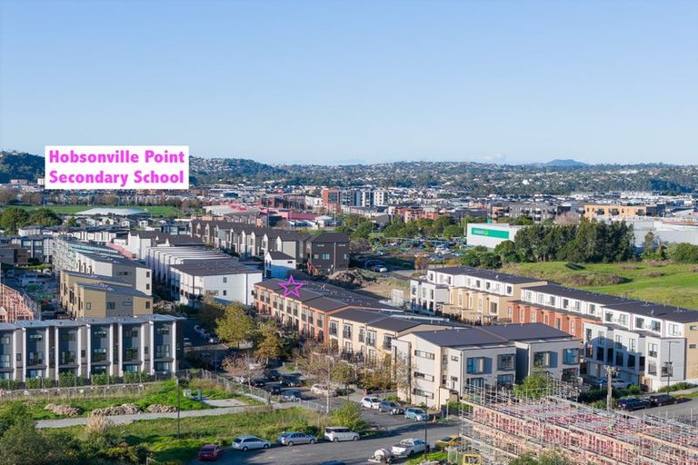 Photo of property in 15 Falcon Crescent, Hobsonville, Auckland, 0618