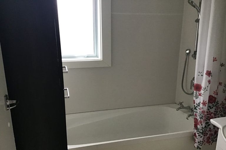 Photo of property in 33 Fern Drive, Halswell, Christchurch, 8025