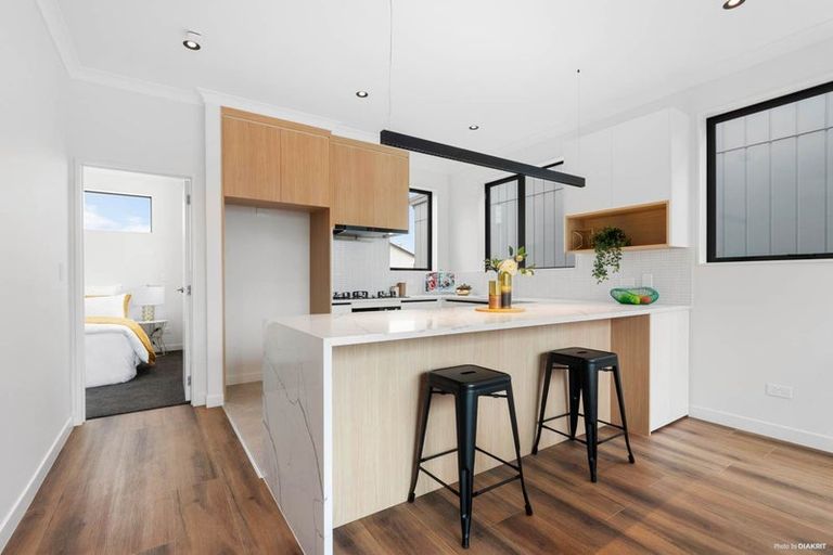 Photo of property in 3/31 Hill Crescent, New Lynn, Auckland, 0600