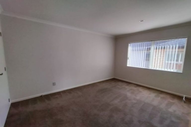 Photo of property in 69 Castlederg Drive, Flat Bush, Auckland, 2019