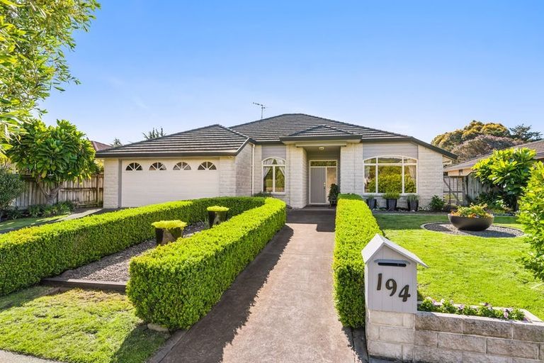 Photo of property in 194 Milne Drive, Paraparaumu, 5032