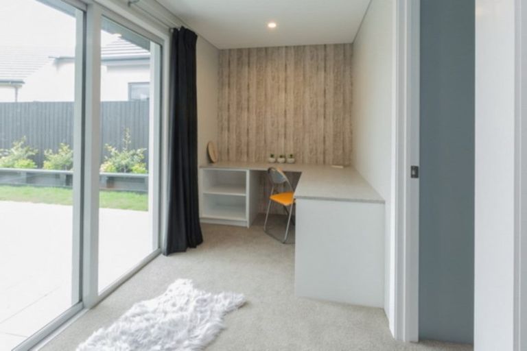 Photo of property in 33 Prestons Park Drive, Marshland, Christchurch, 8083