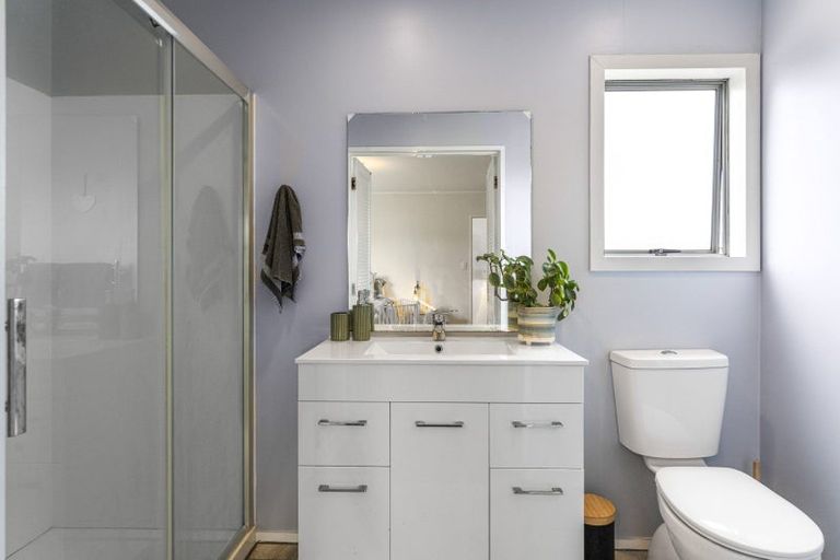 Photo of property in 2 Newberry Place, Richmond Heights, Taupo, 3330