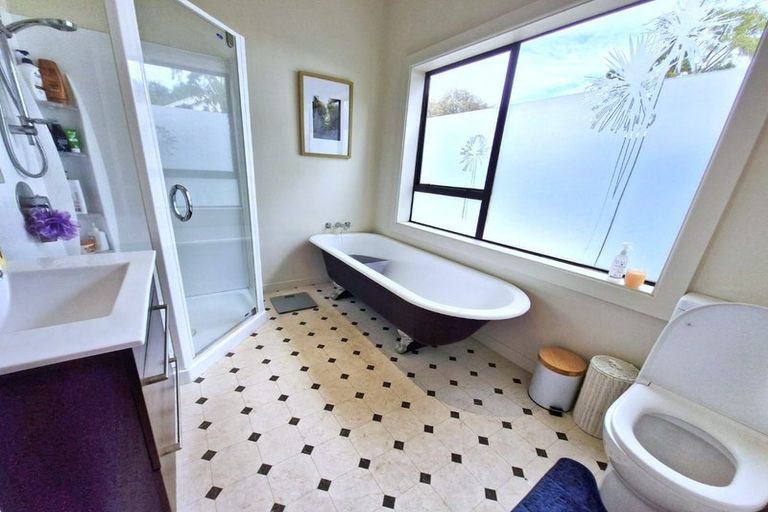 Photo of property in 55 Mclauchlan Street, Springlands, Blenheim, 7201