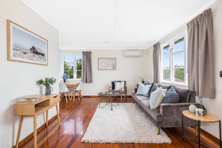 Photo of property in 3 Mitchell Grove, Ranui, Porirua, 5024