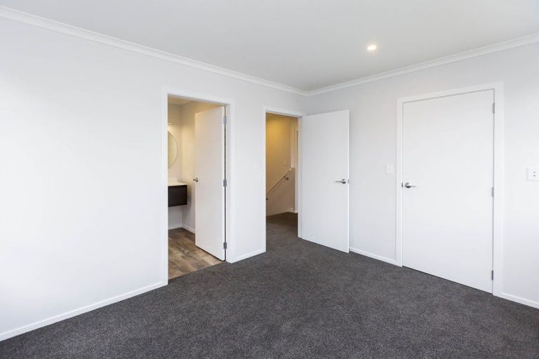 Photo of property in 10 Don Money Street, Wallaceville, Upper Hutt, 5018