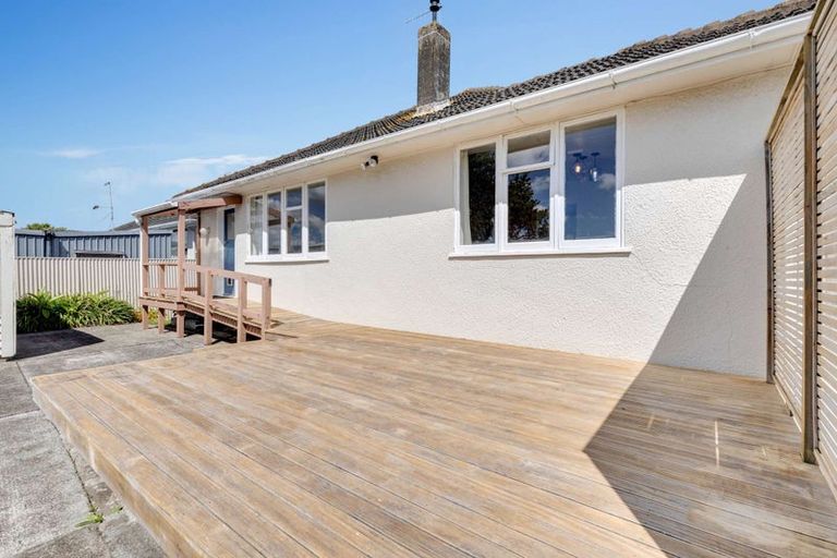 Photo of property in 7 Bristol Crescent, Roslyn, Palmerston North, 4414