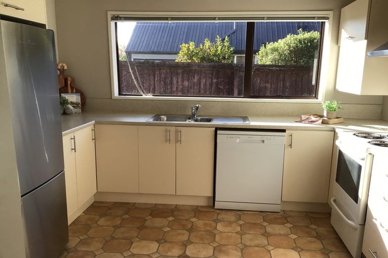 Photo of property in 32 Rearsby Drive, Halswell, Christchurch, 8025