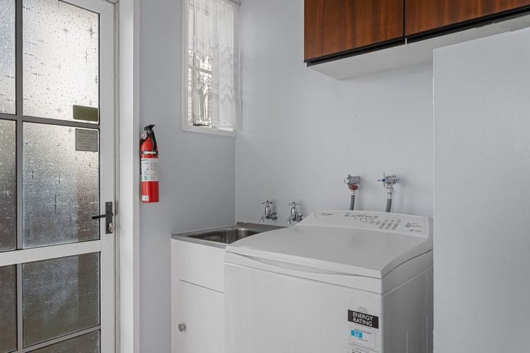 Photo of property in 1/395 Withells Road, Avonhead, Christchurch, 8042