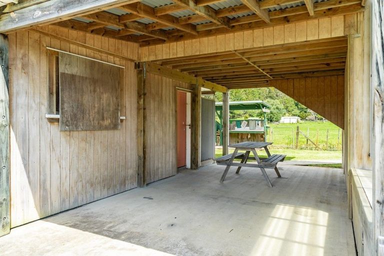 Photo of property in 13 Taiwa Road, Oakura, Hikurangi, 0184
