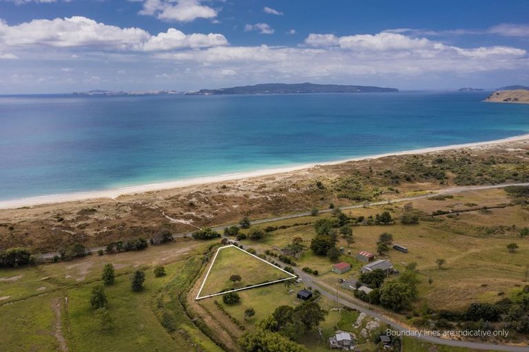 Photo of property in 8 White Rocks Rise, Kuaotunu, Whitianga, 3592