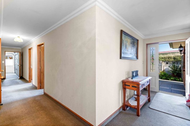 Photo of property in 115 Kitchener Street, Gore, 9710