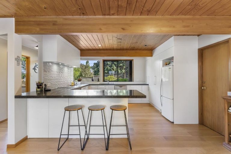 Photo of property in 257 Point View Drive, Dannemora, Auckland, 2016