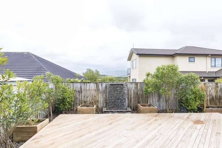 Photo of property in 7 Lourie Way, Fitzherbert, Palmerston North, 4410