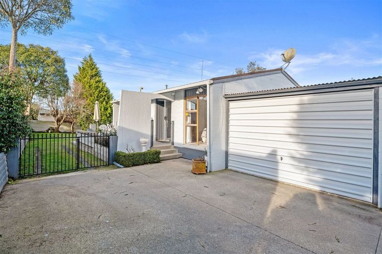 Photo of property in 2b Bell Road, Western Heights, Rotorua, 3015